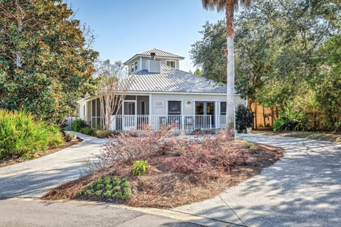L'escapade - 4 bedroom 2 bath - Sleeps 8