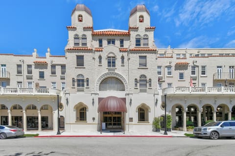 The Palm Beach Hotel is a true Historic Landmark showcasing stunning double bell tower Spanish Baroque architecture that exudes old-world glamour and the charm of a bygone era. Fun fact: Publix is conveniently located just across the street.