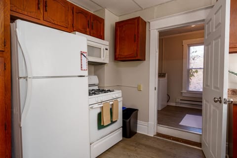 Nice gas stove to cook on