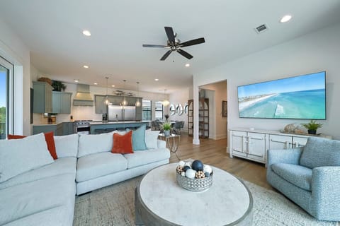 Arcadia Sands - Gorgeous Gulf Vacation Rental House with Private Pool, Elevator, and Ocean Views in Miramar Beach, Florida - Five Star Properties Destin/30A