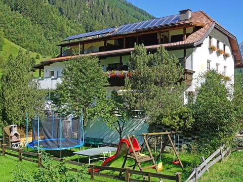 Plant, Property, Building, Green, Sky, Nature, Window, Mountain, Tree, House