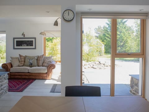Picture Frame, Building, Wood, Window, Shade, Plant, Interior Design, Couch, Clock