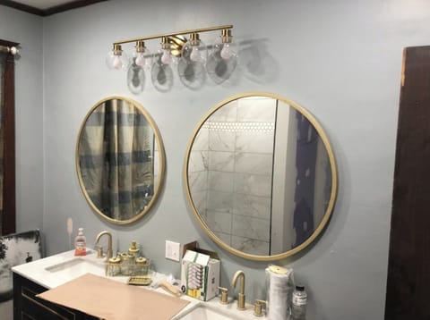 Ritchie’s 3BD Historic Morrison Mansion House in Appleton