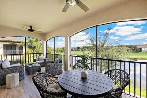 Extra Large Rear Lanai with a Lake & Golf Course View