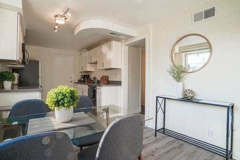 Lower kitchen and dining