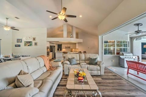 Comfort and cozy here at your living area
