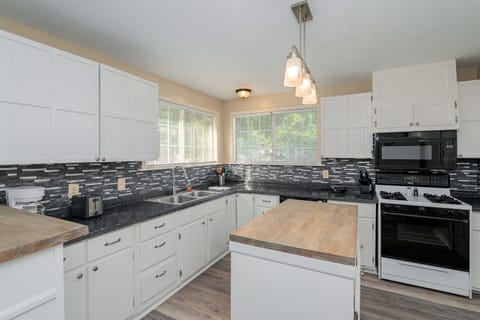 Nice counter space & island