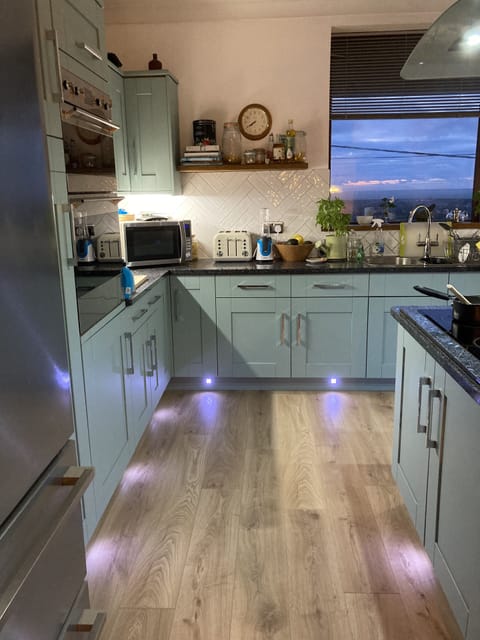 Modern Kitchen/Diner