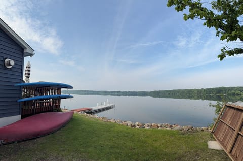 Stand up paddle boards and a canoe are included with the Ivy Cottage rental.