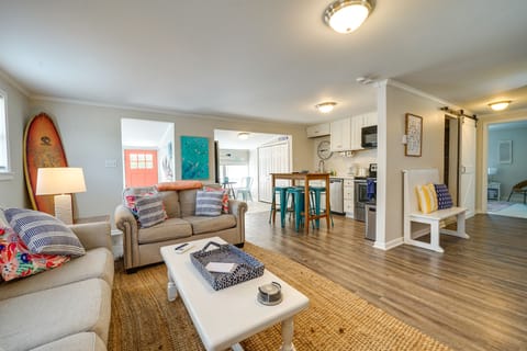 Oak Island Vacation Rental | 2BR | 1BA | Staircase to Access | 960 Sq Ft