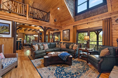 Welcome to Diamond Creek Lodge!