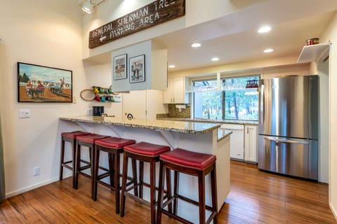 Kitchen - Main Level