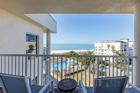 A Slice Of Paradise By The Sea House in Treasure Island