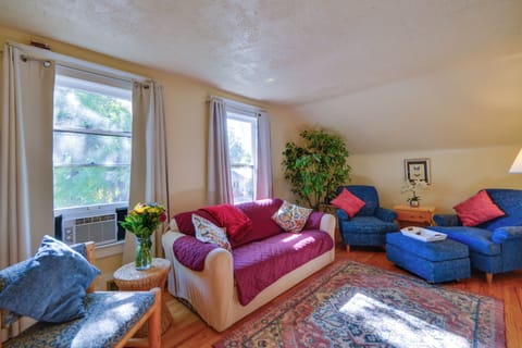 Billings Vacation Rental | 1BR | 1BA | Stairs Required for Access | 700 Sq Ft