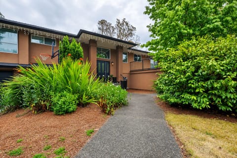 Welcome to #121 Mysty Woods - 2 Bedroom Garden Suite!