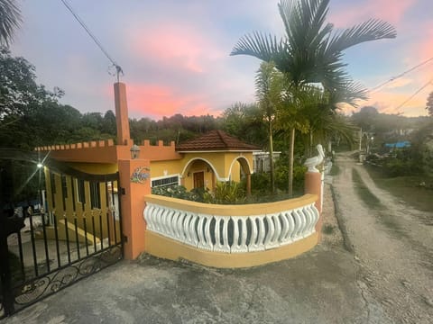 Entrance to villa 