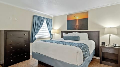 Bedroom. Interior and views may vary based on location and availability.