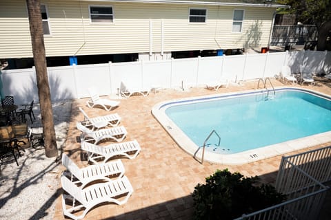 Shared pool, heated by the sun :)