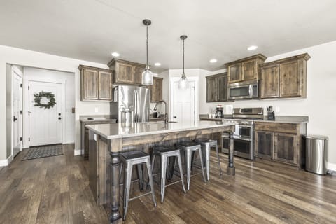 Large Kitchen with Double Oven