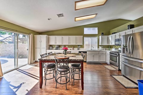 Kitchen | Cooking Basics | Spices | Blender | Toaster