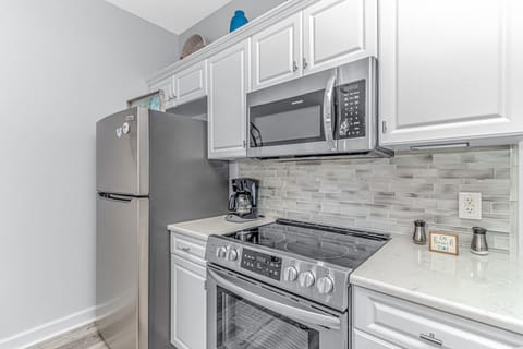 Main villa fully stocked kitchen with new stainless appliances