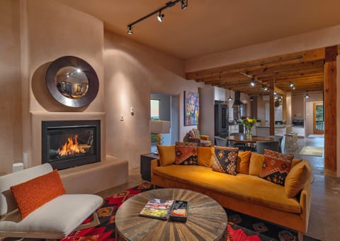 Living Room w/fireplace