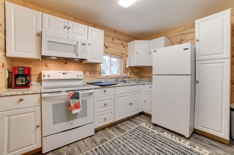 Kitchen | Cooking Basics Supplied