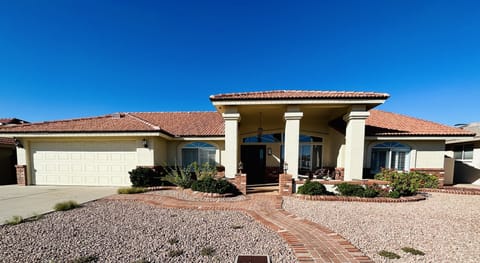 Front view of the home
