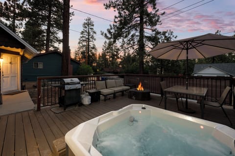 Hot Tub and Fire Pit - Hot Tub and Fire Pit on front deck with BBQ and seating