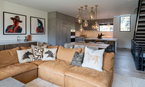 Great Room - Hidden Hollow 304 - Jackson, WY - Luxury Villa Rental