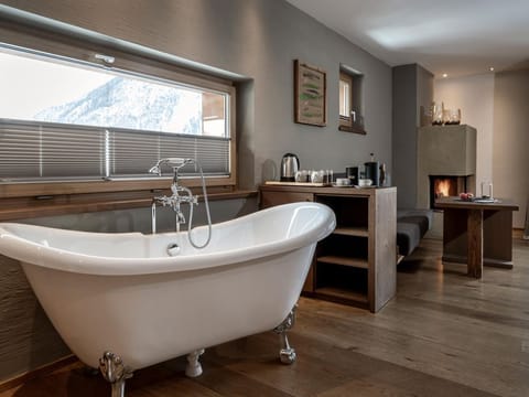 Turmsuite L ab 7.nächte - Das Goldberg, Hotel House in Bad Hofgastein