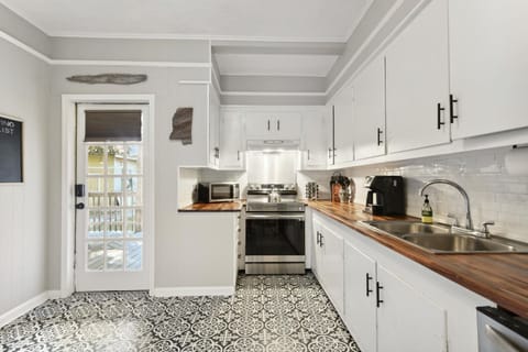 Fully stocked with everything you need to prepare a home cooked meal.