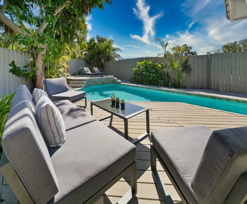 outdoor lounge area
