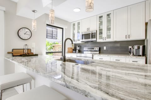 Stunning quartz countertop