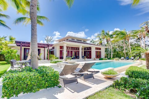 Pool area with outdoor living and great golf views