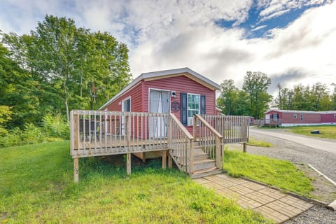 Cassopolis Vacation Rental | 2BR | 1BA | Stairs Required | 600 Sq Ft