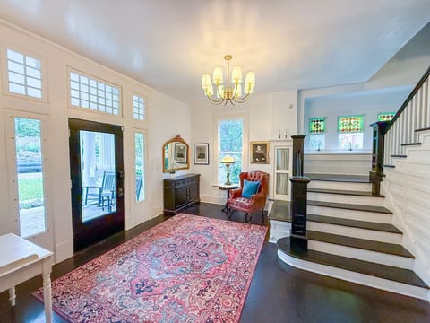 Huge house, perfect for big families & large groups House in San Antonio