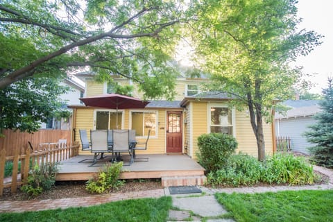 Back Patio | Outdoor Dining and BBQ Grill