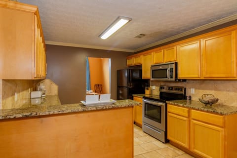 Fully equipped space for cooking