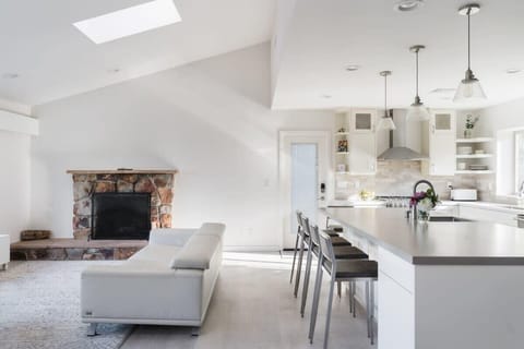 Living Room | Kitchen | Naturally Lit