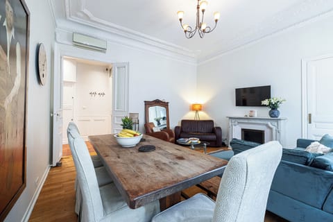 Bright beautiful living room