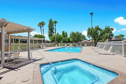POOLS.jpg mls
