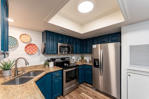 Fully furnished kitchen w/dishes, silverware, cookware, starter coffee, & more.