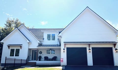Beautiful Modern Farmhouse Style Custom Built home.