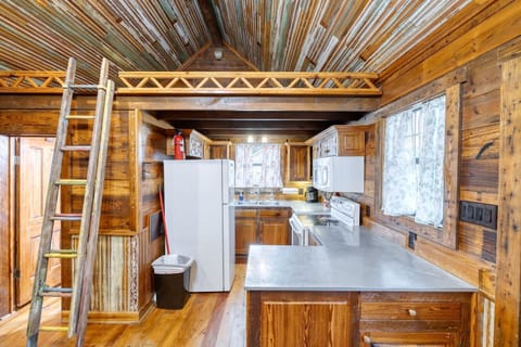 Fully stocked kitchen