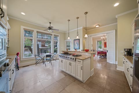 You'll enjoy cooking w/your group or class; kitchen to dining thru pocket doors