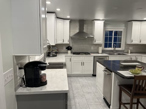 Keurig and Drip Coffee Makers / Trash Compactor
