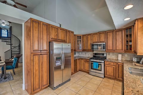 Kitchen | 1st Floor | Complimentary Spices