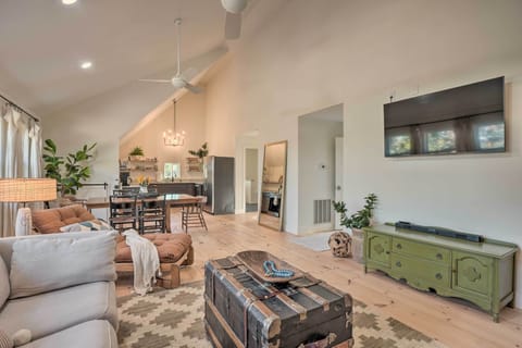 Roaring River Township Vacation Rental | 3BR | 2BA | 980 Sq Ft