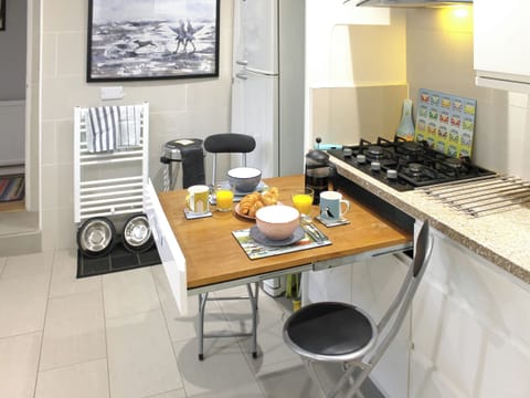 Kitchen | Point Break, Westward Ho!, near Bideford